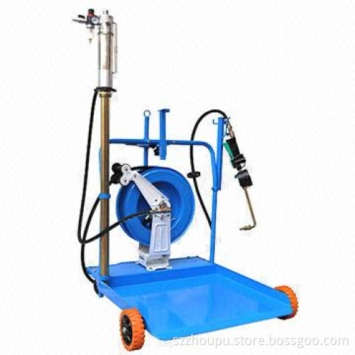 Oil dispenser platform with hose reel